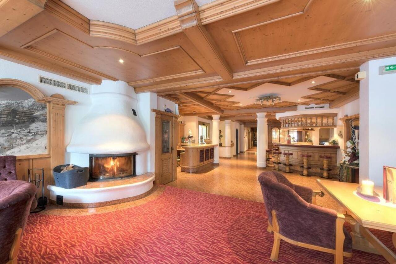 Hotel Troschana フリルシュ エクステリア 写真