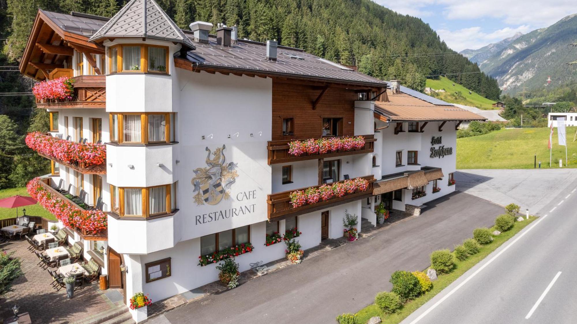 Hotel Troschana フリルシュ エクステリア 写真