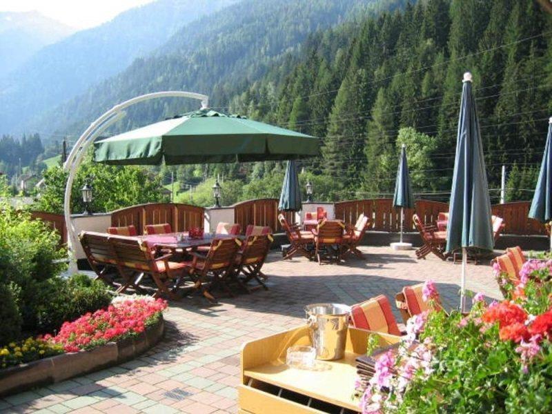 Hotel Troschana フリルシュ エクステリア 写真