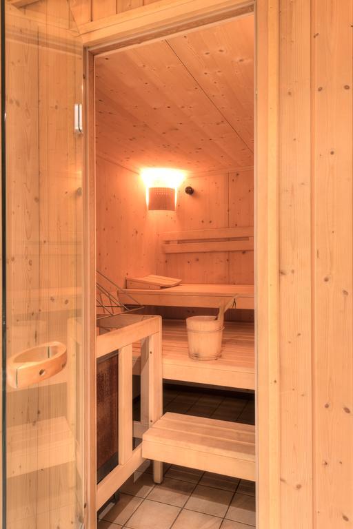 Hotel Troschana フリルシュ エクステリア 写真
